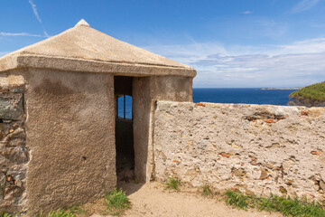 calvi, corse, paysage, vue, mer, vacances, haute-corse, m&eacute;diterrann&eacute;e, tourisme, voyage, europe, ciel, &eacute;t&eacute;, bleu, france, c&ocirc;te, eau, plage, oc&eacute;an, nature, littoral, rocher, &icirc;le, baie, rivage, marine,p