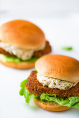 crispy crunchy fish fillet sandwich