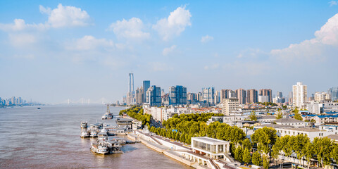 Skyline scenery along the Yangtze River in Wuhan, Hubei, China © Govan