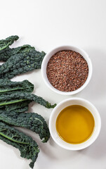 Black cabbage chips
