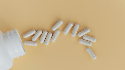Fototapeta na wymiar close-up of vitamin B6 (pyridoxal-5-phosphate) capsules. dietary concept. dietary supplement topview