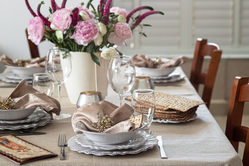 Spring  floral   table setting for Passover
