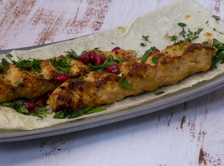 grilled chicken wings with salad