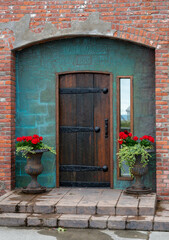 Fototapeta na wymiar Wooden door with bricks 