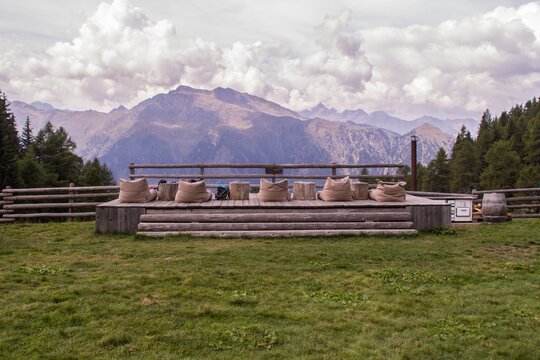 S&uuml;d Tirol, Bergmassiv Hirzer, Aussichtspunkt
zum Relaxen