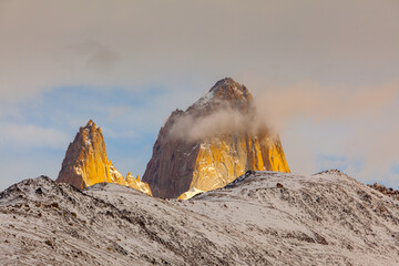 Cerro Fitzroy in patagonia, Argentina, in warm early morning light