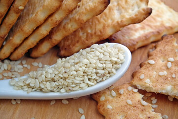 Sesame seeds with crackers