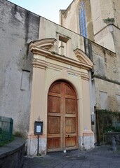 Napoli - Entrata al Chiostro di Santa Chiara