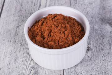 Cocoa powder in the bowl