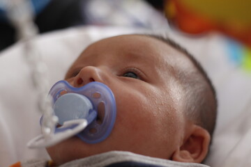 Niño bebe varón 