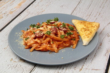 Freshly cooked Italian food pasta