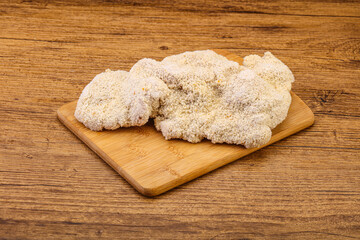 Raw meat schnitzel for roast