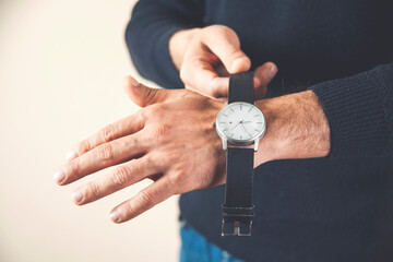 man hand watch