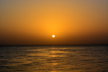 Obraz premium sunset over the sea