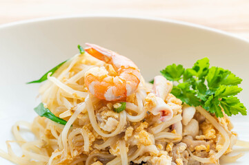 タイ料理　パッタイ