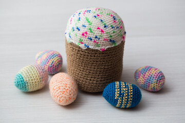 Knitted Easter eggs, chicken, rooster.