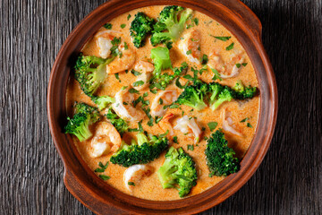 Creamy Tomato Soup with Shrimp and Broccoli