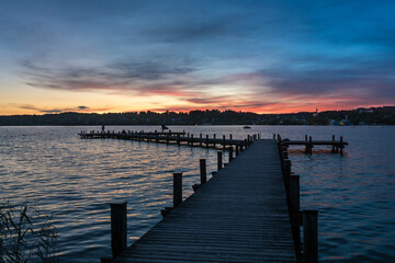 Sonnenaufgang / Sonnenuntergang am Starnberger See mit Steg, Bootsanleger - Starnberg