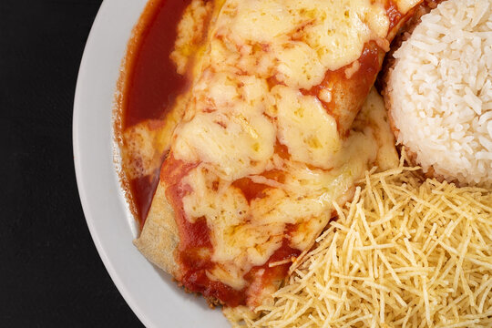 Refei&ccedil;&atilde;o - Prato Feito - Panqueca de carne com batata palha