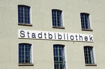 Stadtbibliothek-Fassade