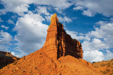 USA, New Mexico, Abiquiu, Red sandstone rock formation
