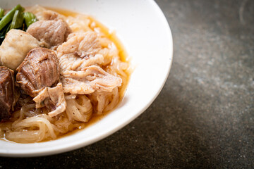 Braised pork noodles bowl
