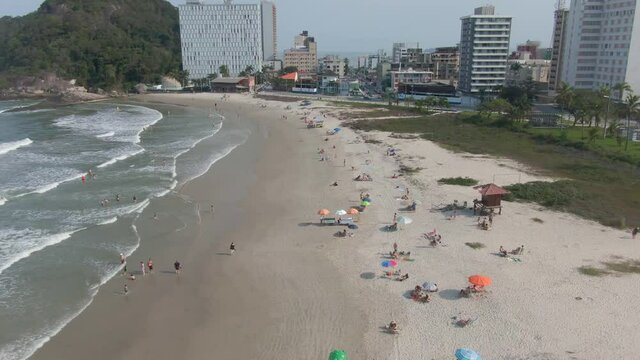 Praia de Caiob&aacute;, em Matinhos, no Paran&aacute; - Brazil / Caiob&aacute; beach, in Matinhos, Paran&aacute; - Brazil