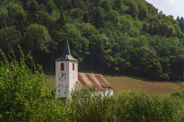 Fototapeta na wymiar église, Ocourt, canton du Jura, Suisse 