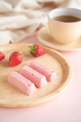 ストロベリー　チョコレート