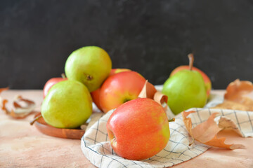 Fototapeta na wymiar Tasty apple and pear fruits on table