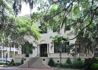 Fototapeta na wymiar Historisches Bauwerk in der Altstadt von Savannah, Georgia