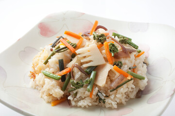 山菜炊き込みご飯