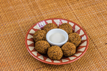 falafel with tahini