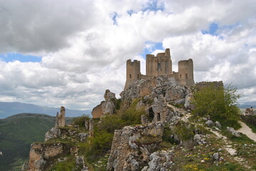 Fototapeta na wymiar Rocca Calascio, Provincia di L'Aquila, Abruzzo, Italy