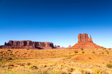 Monument Valley on the Arizona–Utah state line - 423949318