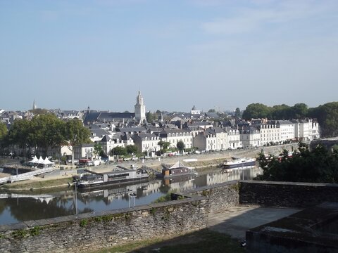 Blick auf die Maine und Angers, Frankreich View upon the river Maine and Angers, France