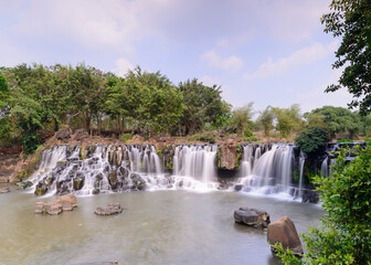 The author took a photo at Giang Dien waterfall tourist area, Dong Nai province, on the Tuesday afternoon March 30, 2021morning of February 30.3.2021. Content: Giang Dien waterfall 