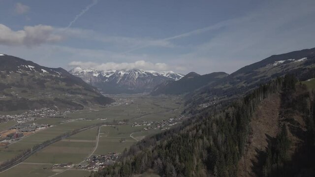 Blick talausw&auml;rts Zillertal