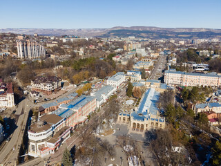 Obraz premium Aerial view of Kislovodsk with narzan gallery in sunny day, heath and ecological resotrt in Russia near Caucasus mountains