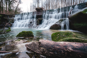 Obraz premium waterfall in the forest