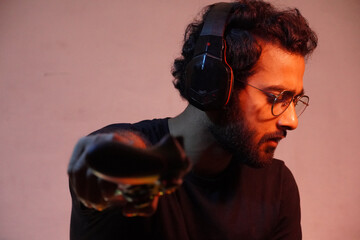 man showing PSP4 gaming wireless joystick