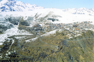 Naklejka premium Vues d'ULM de l'Alpes d'Huez