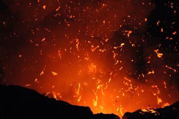 Coulées de lave du volcan Kilauea à Hawaii