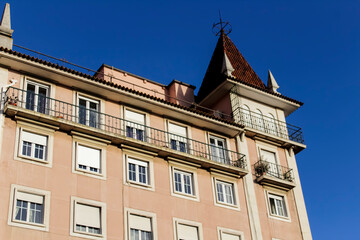 Obraz premium Colorful and majestic old houses in Lisbon