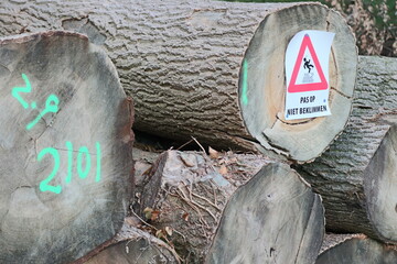 Warnung