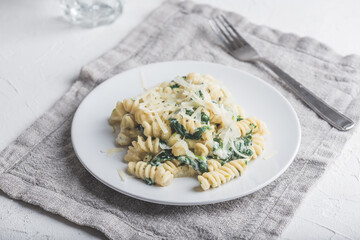Pasta with Spinach and Thyme