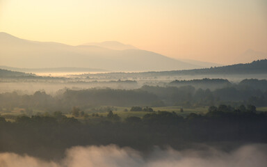 Obraz premium sunrise in the mountains