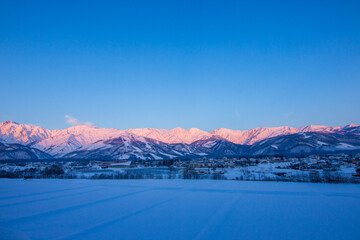 Fototapeta premium snow covered mountains