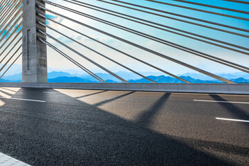 Obraz premium Asphalt highway and mountain natural scenery.