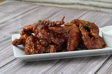 Freshly cooked flavored chicken wings